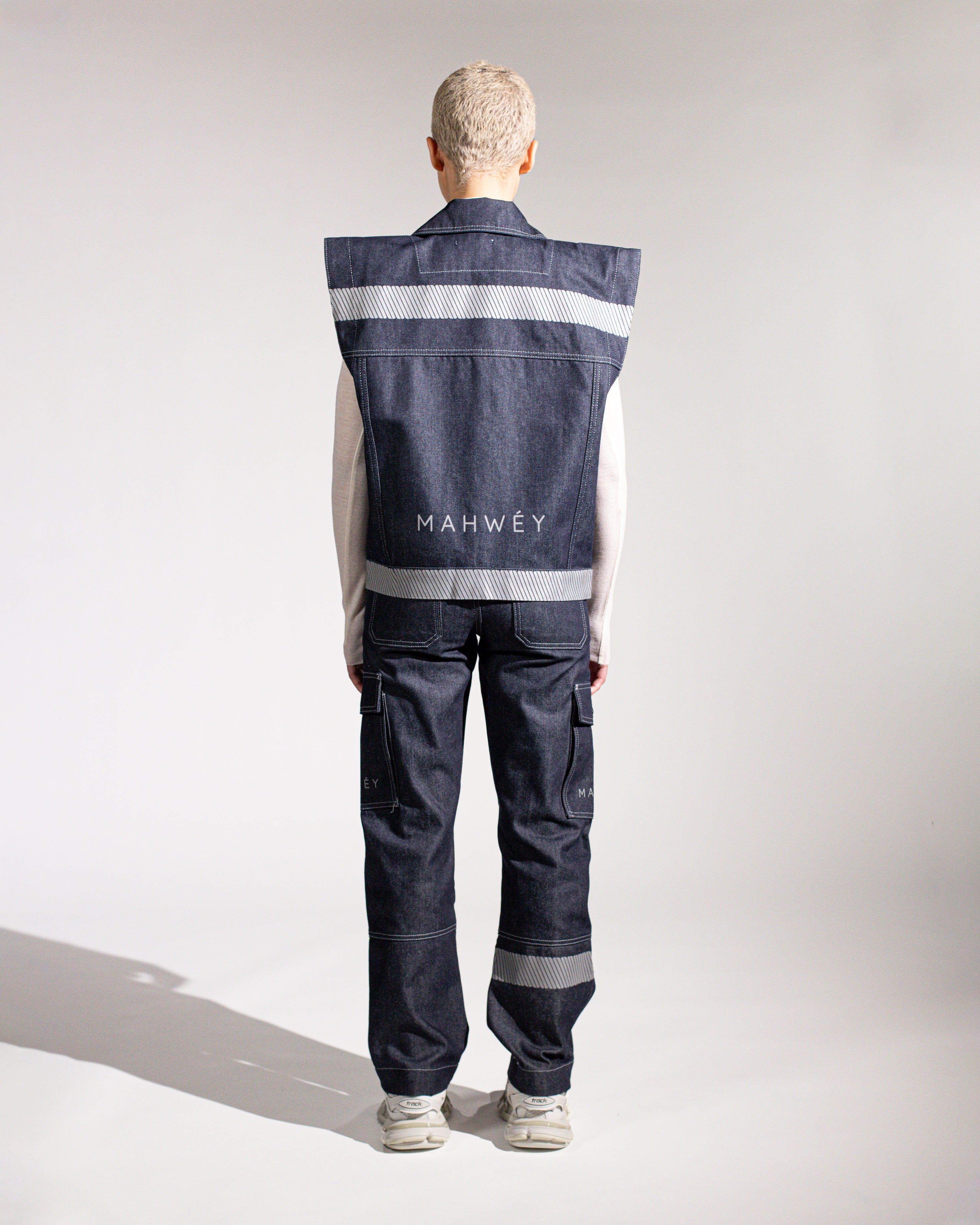 Oversized gilet women